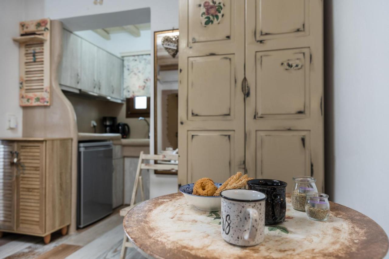 Elizabeth'S Small Apartment Naxos City 외부 사진